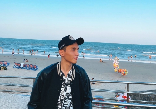 Khách Hàng 4